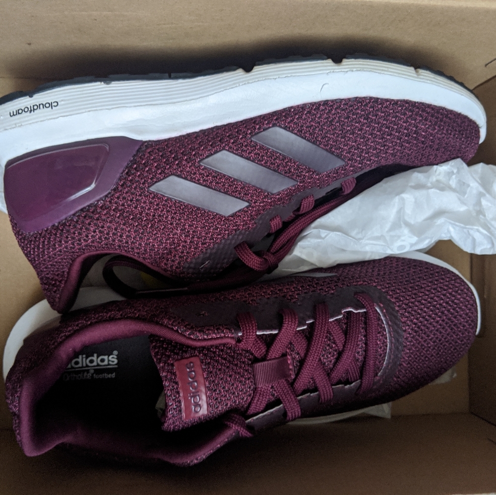 Cosmic 2 Burgundy Adidas